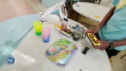 ምስ መንእሰያት ሰራሕቲ ድሮንን ሮቦትን ምስ መንእሰያት ሰራሕቲ ድሮንን ሮቦትን