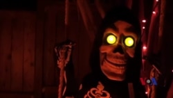 有些美国人拼血本装饰万圣夜凶宅 有些美国人拼血本装饰万圣夜凶宅