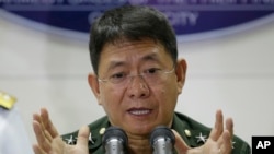 菲律宾国家安全顾问爱德华多·阿诺(Eduardo Ano)星期五(11月24日)表示,马尼拉有权与美军在南中国海进行联合巡逻。(资料照)