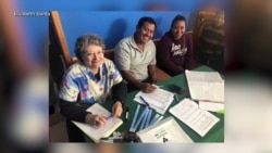 老年志工因新冠威胁而止步 投票站员工恐青黄不接 老年志工因新冠威胁而止步 投票站员工恐青黄不接