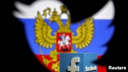 Những đối tượng bị nhắm mục tiêu chế tài bao gồm các công dân và các thực thể Nga đã bị Công tố viên Đặc biệt Hoa Kỳ Robert Mueller cáo buộc vào ngày 16 tháng 2 phạm tội âm mưu can thiệp vào cuộc bầu cử.