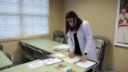 美国政府可能不再使用具有“异己、外国人”含义的词汇 美国政府可能不再使用具有“异己、外国人”含义的词汇