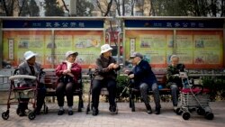 夕阳老年人话“人普” 只关心过好“剩下的日子” 夕阳老年人话“人普” 只关心过好“剩下的日子”