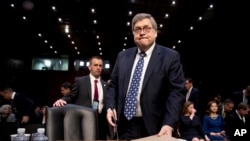 美国司法部长提名人选威廉·巴尔在美国国会参议院司法委员会的听证会上作证。(2019年1月15日)