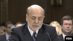 美联储主席警告预算僵局将加剧经济困难(视频截图)