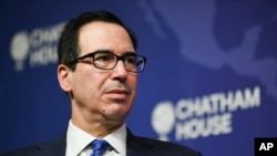 美国财政部长姆努钦在伦敦皇家国际事务研究所发表演讲(2020年1月25日)。