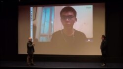 川普访华前《黄之锋》纽约举行观摩会 川普访华前《黄之锋》纽约举行观摩会