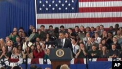 美国总统奥巴马2月13日在首都华盛顿附近的一所社区大学发表讲话