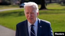 美国总统拜登在德拉瓦度周末时对媒体讲话。(2024年2月19日)