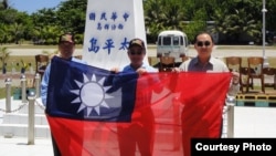 从左至右:陈镇湘,林郁方,詹凯臣