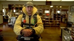 空降野火: 跳伞灭火员的生活 空降野火: 跳伞灭火员的生活