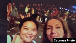 安可馨和张淼在香港采访(照片由安可馨提供)