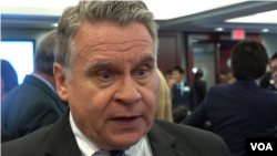 新泽西州共和党联邦众议员史密斯（Chris Smith）。