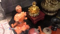 Chợ trời đồ ‘lạc xoong’ ở Sài Gòn Chợ trời đồ ‘lạc xoong’ ở Sài Gòn