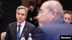 2024年10月25日,美国国务卿安东尼·布林肯在英国伦敦会见约旦外交大臣艾曼·萨法迪。