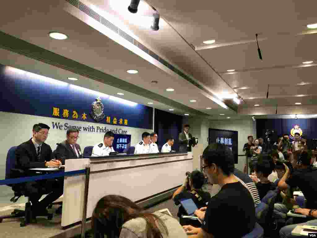 香港警方召开记者会称暴力几近失控。 (2019年9月16日)