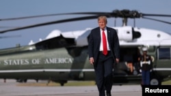 美国总统特朗普5月29日发布了一份文告,美国将禁止与中国军方有牵连的中国公民持学生和学者签证进入美国大学攻读研究生或者从事博士后研究。