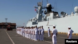 资料照：柬埔寨海军在与中国海军举行联合军演后在西哈努克城云朗海军基地举行仪式。（2016年2月26日）