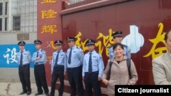 王书金案终审宣判之日邯郸市中院周边警戒森严。(李凤华供图)