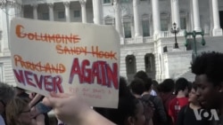 美国各地高中生走上街头 抗议枪支暴力 美国各地高中生走上街头 抗议枪支暴力