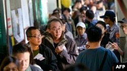 11月24日台湾九合一选举,民众踊跃投票