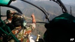 Máy bay trực thăng của Napal tìm kiếm chiếc trực thăng mất tích của Mỹ.