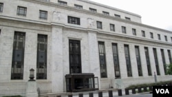 美国联邦储备委员会华盛顿总部大楼(美国之音王南拍摄)