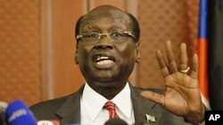 Bộ trưởng Thông tin Nam Sudan Barnaba Marial Benjamin tuyên bố nước ông không phải là một kẻ thù của Sudan.