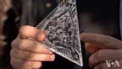 时报广场水晶球降落仪式迎接新年来临 时报广场水晶球降落仪式迎接新年来临