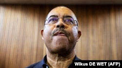 资料照片:莫桑比克前财政部长曼努埃尔·张在南非法庭上。(2019年1月8日)
