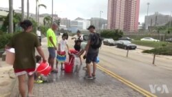 香港超级台风破坏力强 周一没停工惹民愤 香港超级台风破坏力强 周一没停工惹民愤