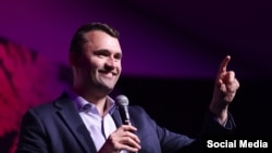 资料照片:政治活动人士查理·科克。