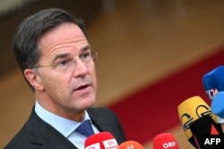 荷兰首相马克·吕特(Mark Rutte)2023年10月26日在欧洲议会与媒体见面。