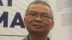 VOA phỏng vấn BS Đinh Đức Long về tình hình dịch bệnh ở Tp. HCM. VOA phỏng vấn BS Đinh Đức Long về tình hình dịch bệnh ở Tp. HCM.