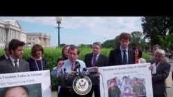 Chủ tịch VN tới Mỹ trong chuyến đi thăm gây nhiều tranh cãi Chủ tịch VN tới Mỹ trong chuyến đi thăm gây nhiều tranh cãi