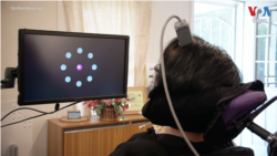 美国斯坦福大学的一项脑机接口技术演示(资料图片)