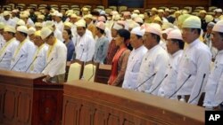 နေပြည်တော် လွှတ်တော်အစည်းအဝေးခန်းမဆောင် မြင်ကွင်း။