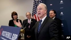 美国卫生与公众服务部部长汤姆·普莱斯(Tom Price)在华盛顿举行的记者会上讲话(2017年3月17日)