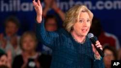 美国民主党总统参选人希拉里·克林顿在艾奥华州发表竞选演说(2016年1月5日)