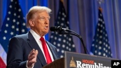 资料图 - 当选总统唐纳德·特朗普于 2024 年 11 月 13 日在华盛顿举行的众议院共和党会议上发表讲话。