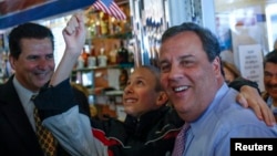 2013年11月4日,新泽西州州长克里斯蒂参加竞选活动。