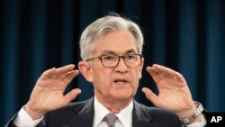 美联储在华盛顿特区召开会议后,美联储主席鲍威尔在新闻发布会上讲话(2020年1月29日)。