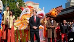 美国高官贺春节,北美近年庆春节(28图)