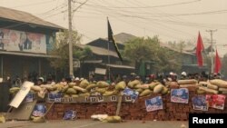 ကလေးမြို့ က စစ်အာဏာသိမ်း ကန့်ကွက်ဆန္ဒပြ လမ်းခံတပ်