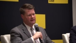 美国国防部助理部长薛瑞福(Randy Schriver): 美国与越南军事关系日益密切 美国国防部助理部长薛瑞福(Randy Schriver): 美国与越南军事关系日益密切