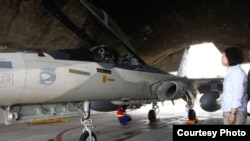 台湾总统蔡英文2017年7月28日检视空军备战能力(台湾军闻社照片)