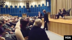 布哈林和“莫斯科公审”讨论会 (美国之音白桦拍摄)