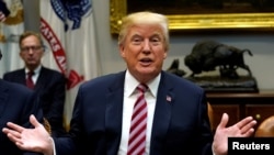 美国总统川普在白宫(2017年10月31日)