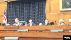 美国国会众议院外交事务委员会亚太小组委员会星期二(2月28日)就中国在南中国海的行动举行听证。 ( 美国之音斯洋拍摄)