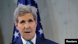 美国国务卿克里2014年10月在访问德国时在记者招待会上讲话。(资料照片)